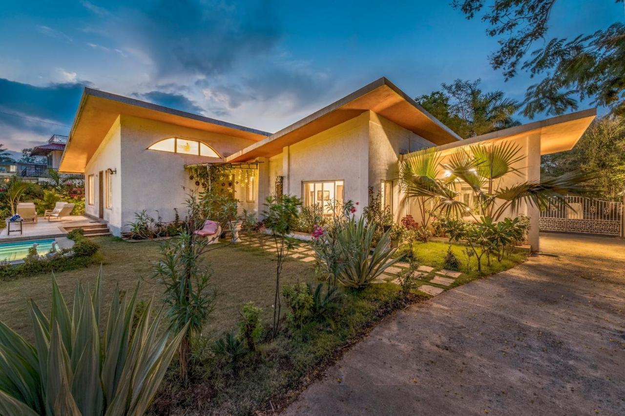 Saffronstays Roselle, Malavli - Pet-Friendly Pool Villa With Modern Interiors 罗纳瓦拉 外观 照片