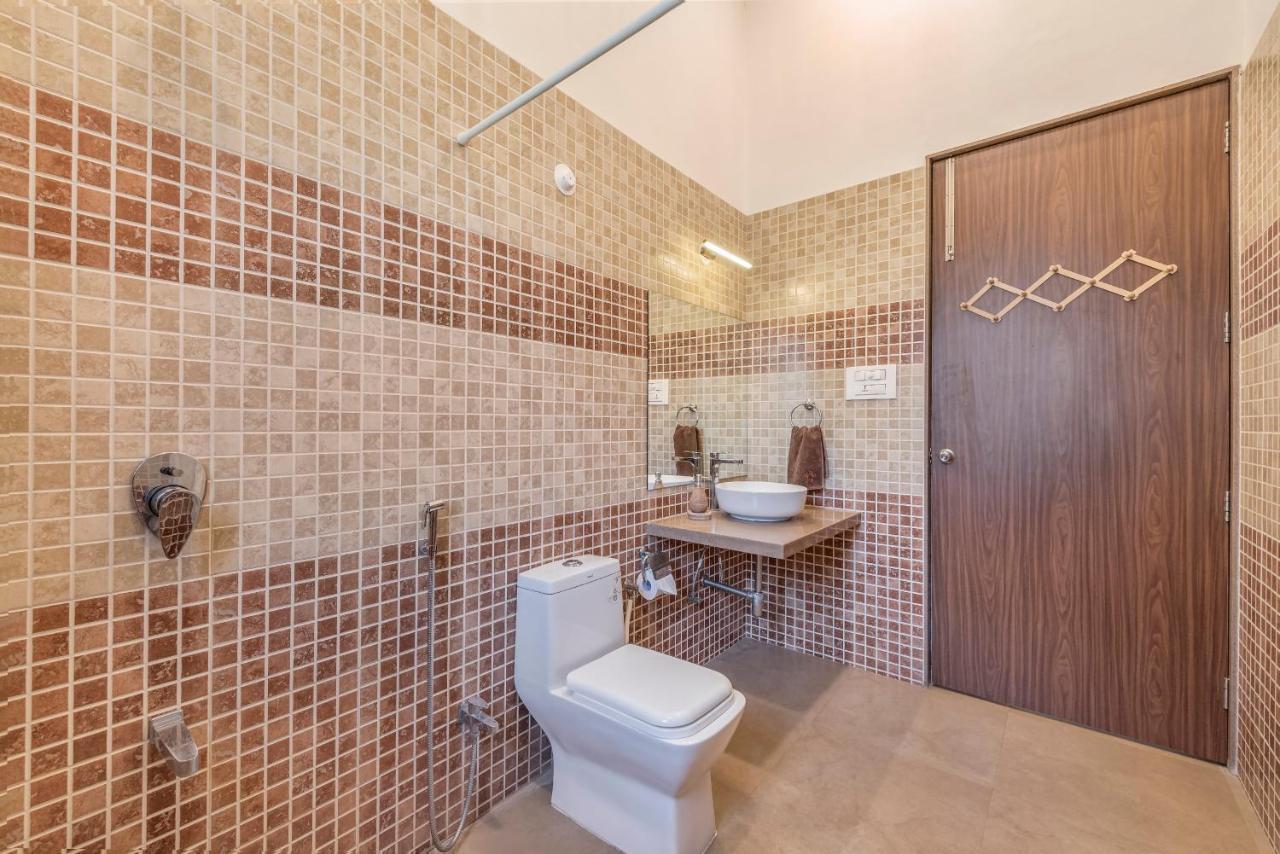 Saffronstays Roselle, Malavli - Pet-Friendly Pool Villa With Modern Interiors 罗纳瓦拉 外观 照片