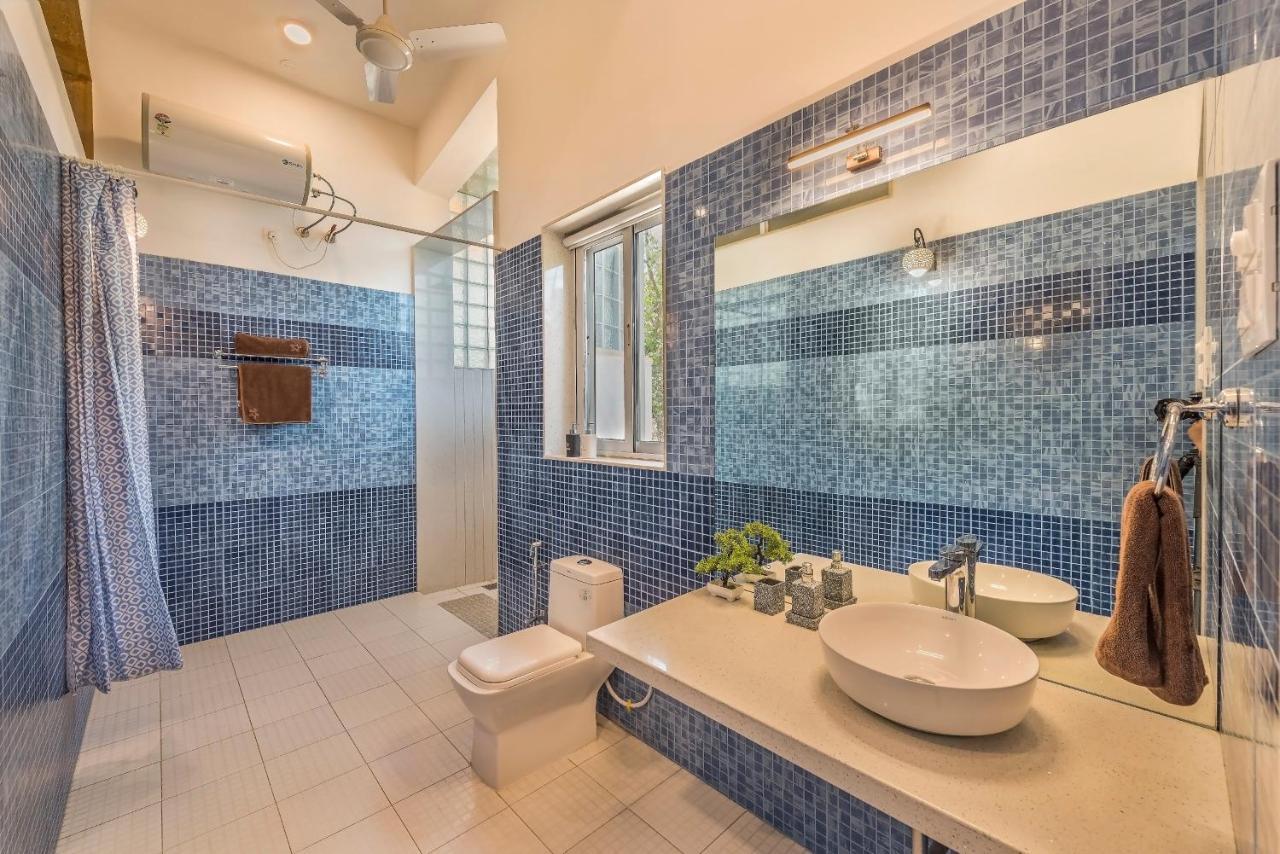 Saffronstays Roselle, Malavli - Pet-Friendly Pool Villa With Modern Interiors 罗纳瓦拉 外观 照片